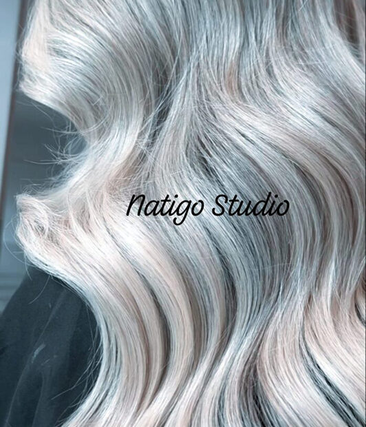 piękne włosy na ratajach w poznaniu w natigo studio fryzjer